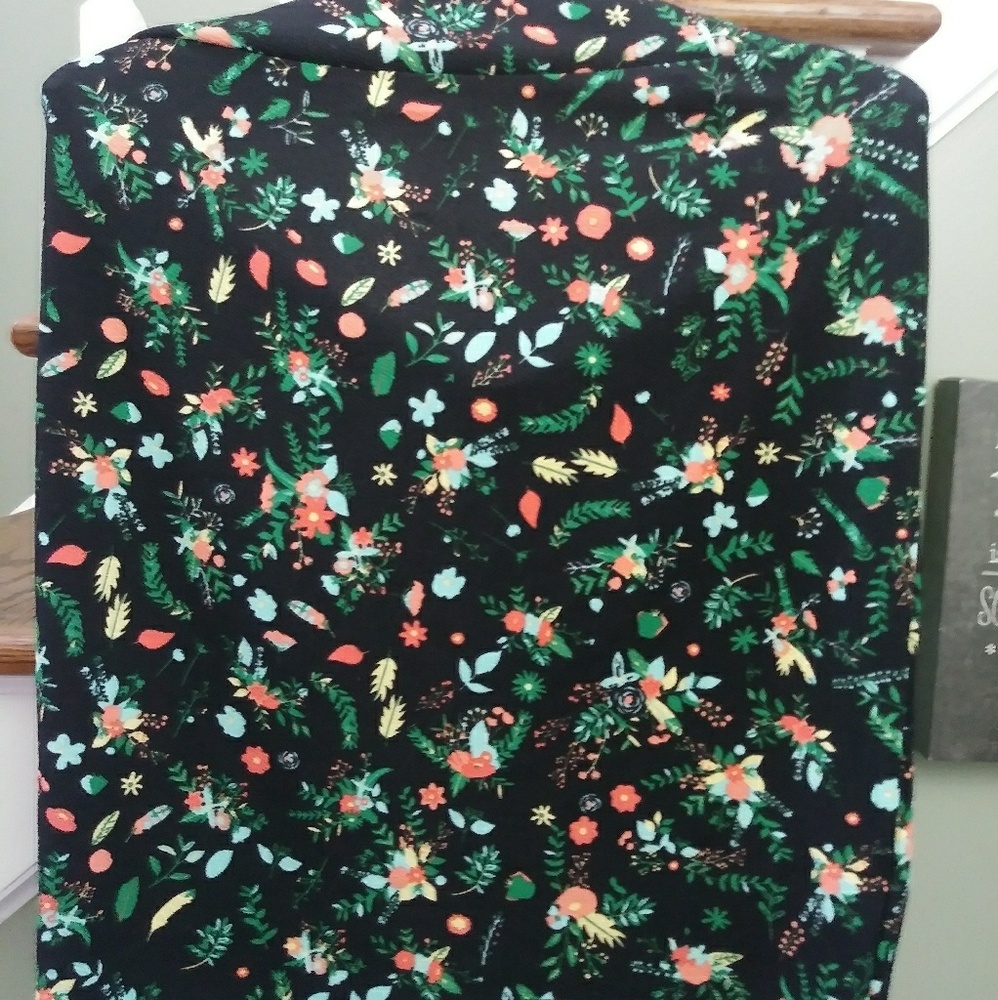 NWOT Lularoe Cassie Skirt